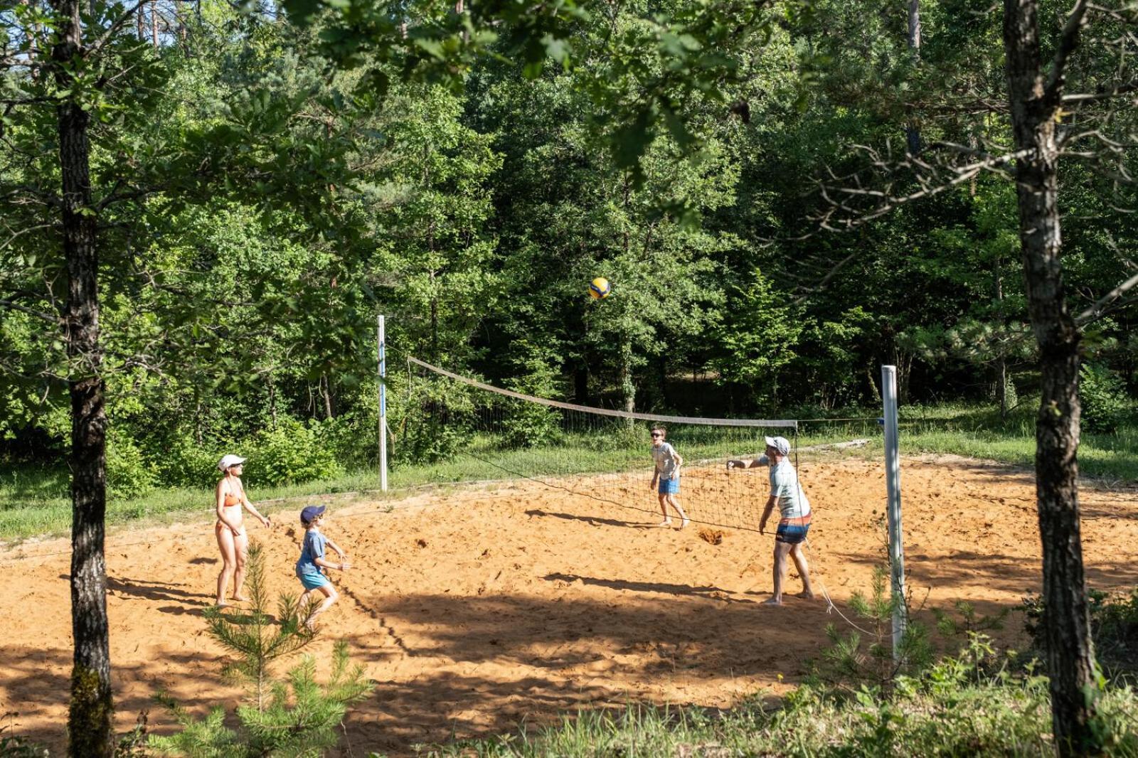 Village Huttopia Lanmary Antonne-et-Trigonant Esterno foto